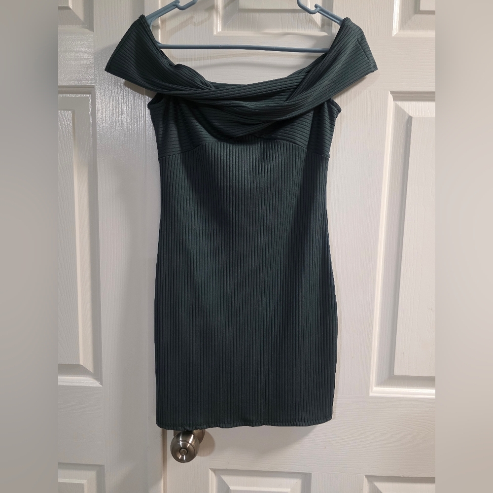 Timing Strapless Ribbed Dress in Deep Green